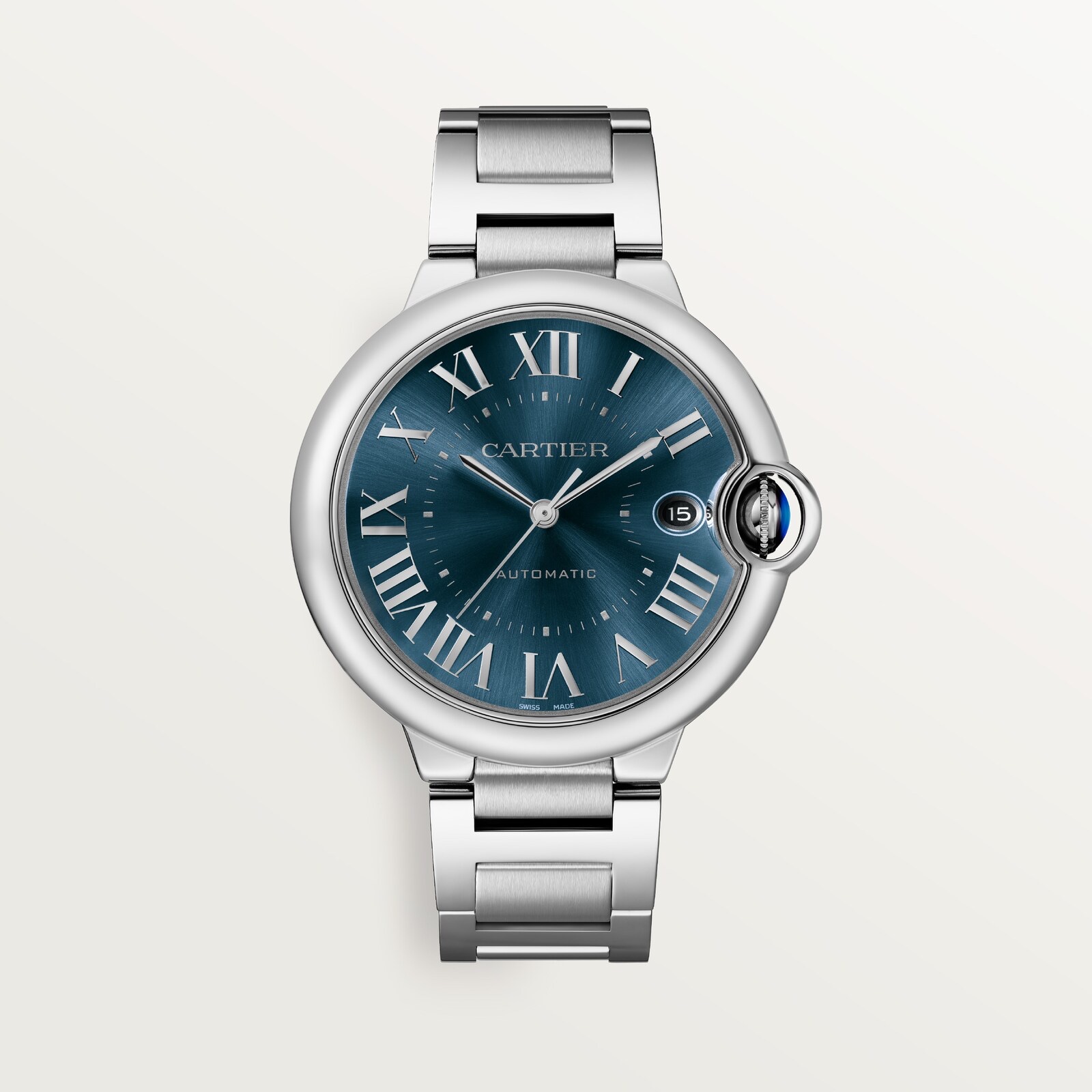 Cartier Ballon Bleu 40 mm (acier), vue de face sur fond blanc